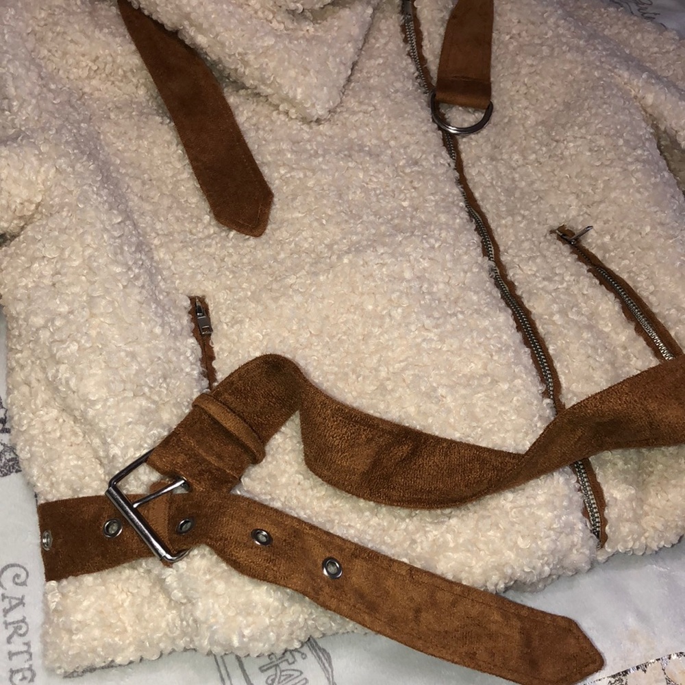 Sweater - Picture 3 of 5